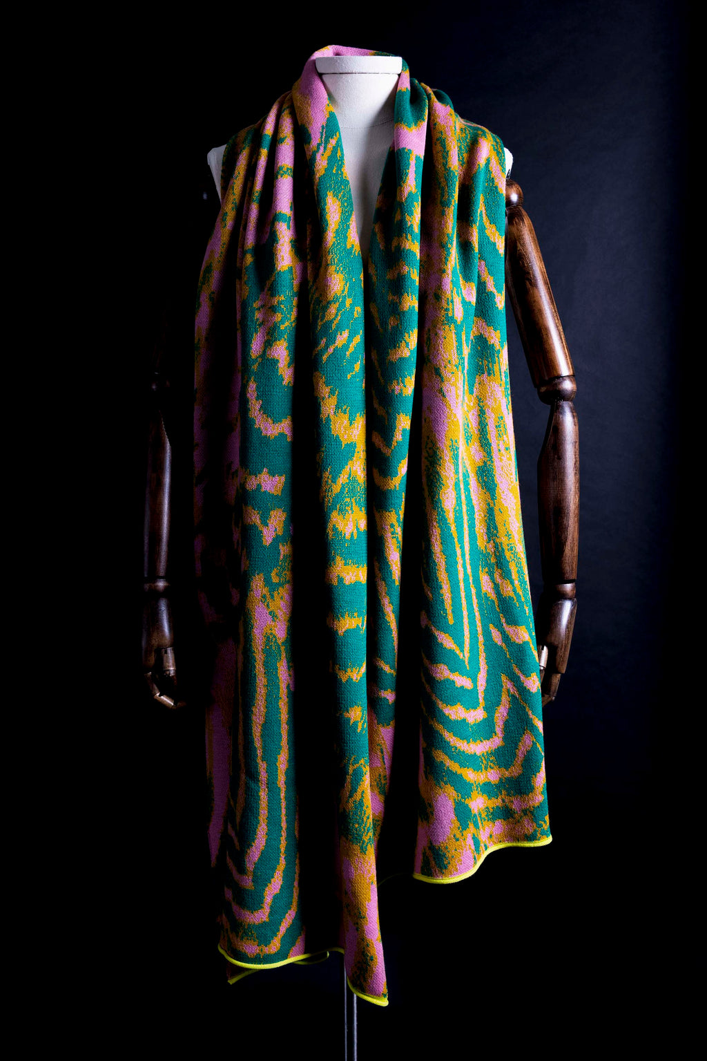 Avery Green Sand Pattern Scarf