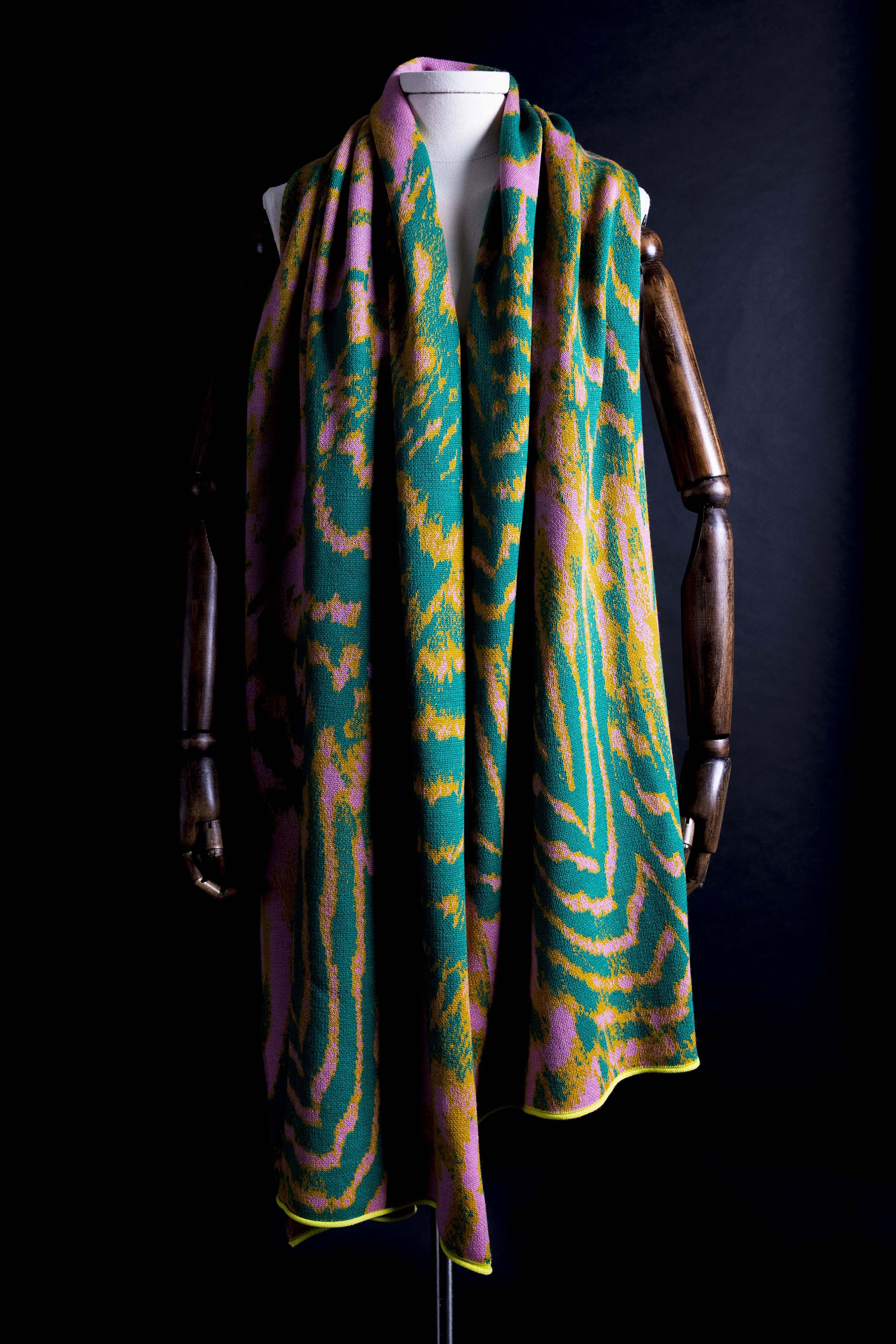 Avery Green Sand Pattern Scarf