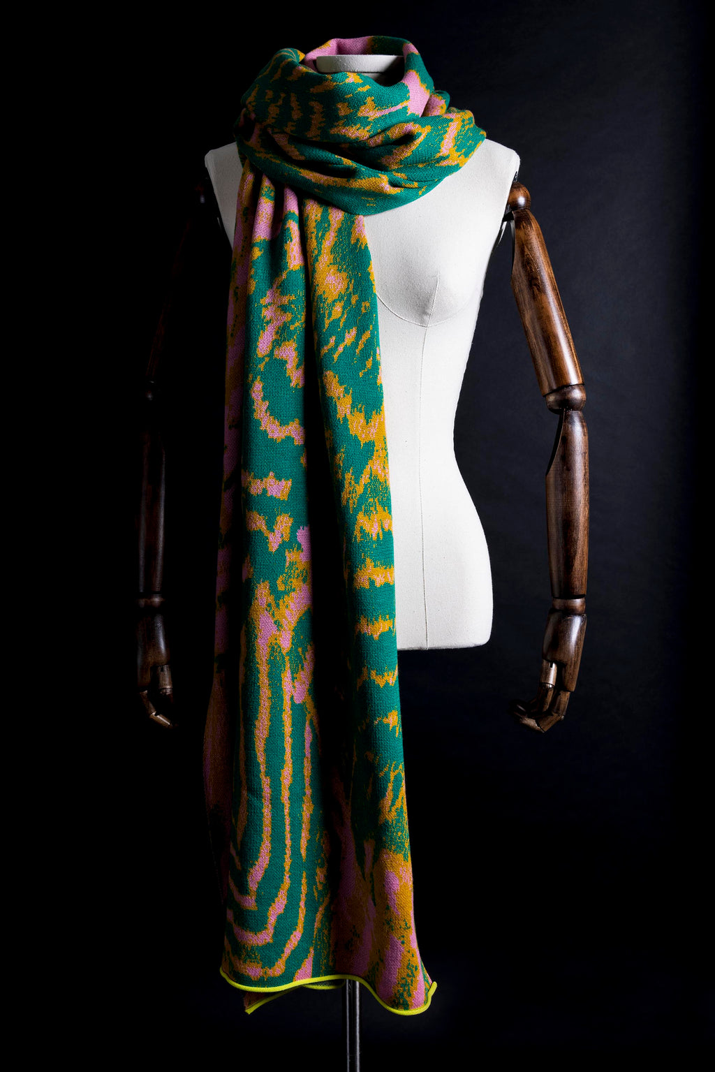 Avery Green Sand Pattern Scarf