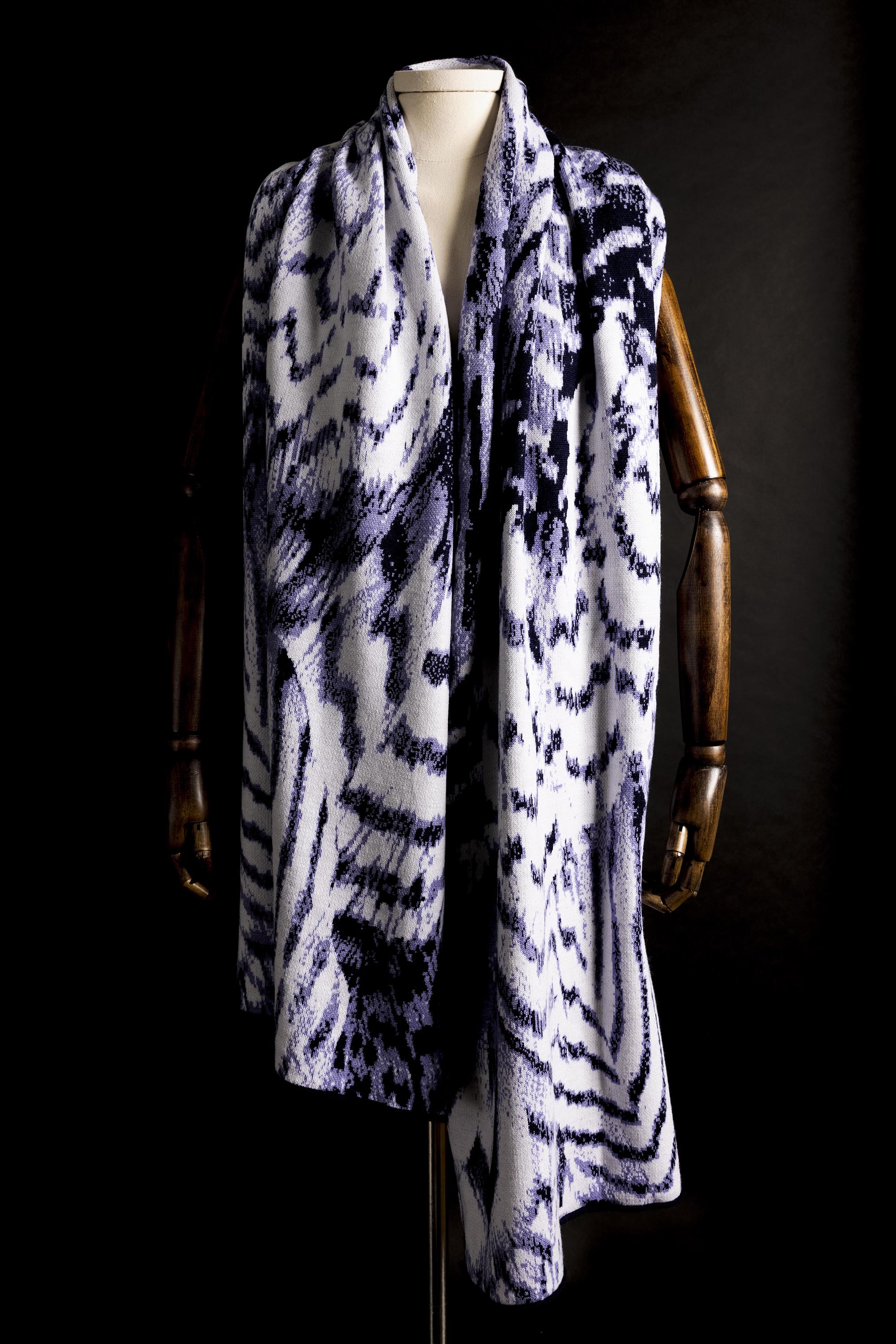 Avery White Navy Pattern Scarf